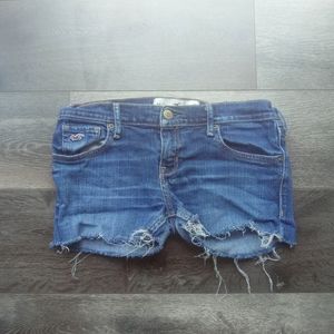 Hollister women's blue jeans shorts.👖